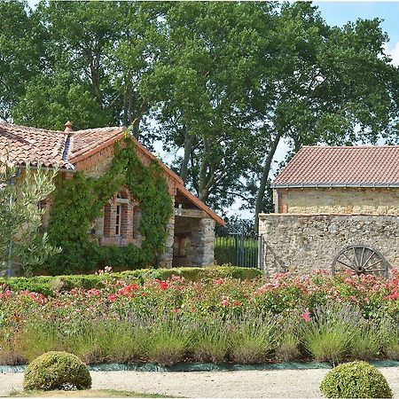 B&B Domaine De La Corbe Bournezeau 외부 사진