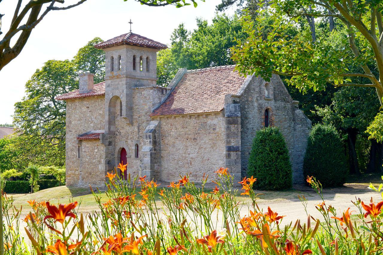 B&B Domaine De La Corbe Bournezeau 외부 사진