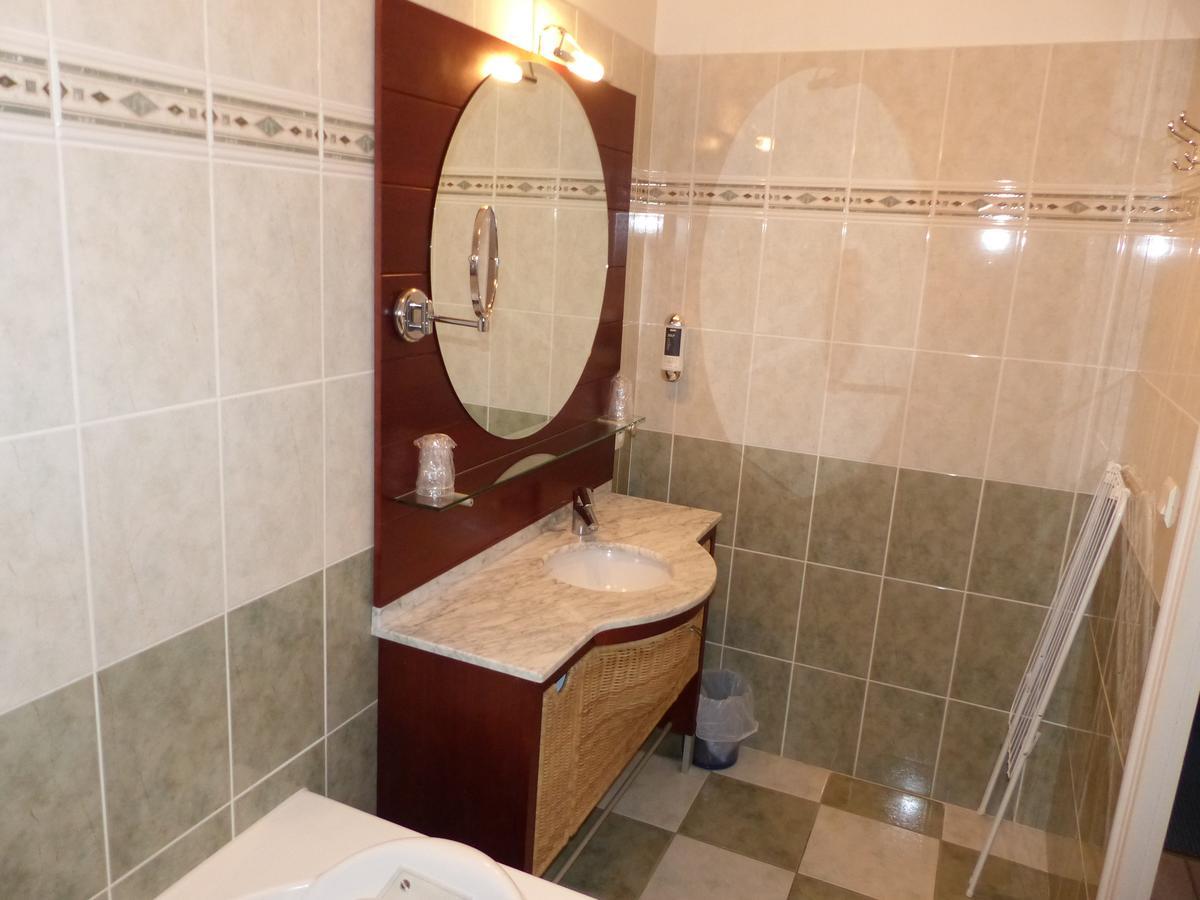 B&B Domaine De La Corbe Bournezeau 외부 사진