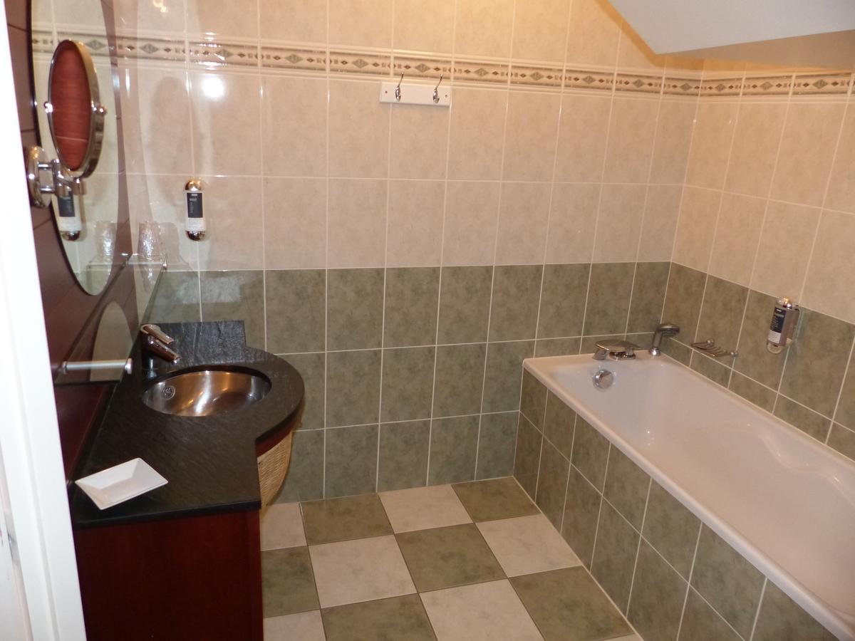 B&B Domaine De La Corbe Bournezeau 외부 사진