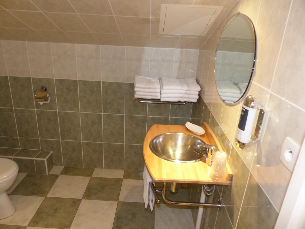 B&B Domaine De La Corbe Bournezeau 외부 사진