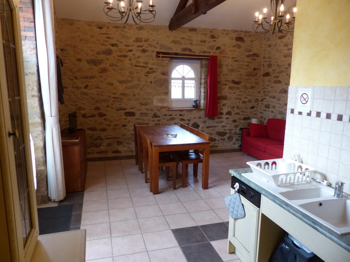 B&B Domaine De La Corbe Bournezeau 외부 사진