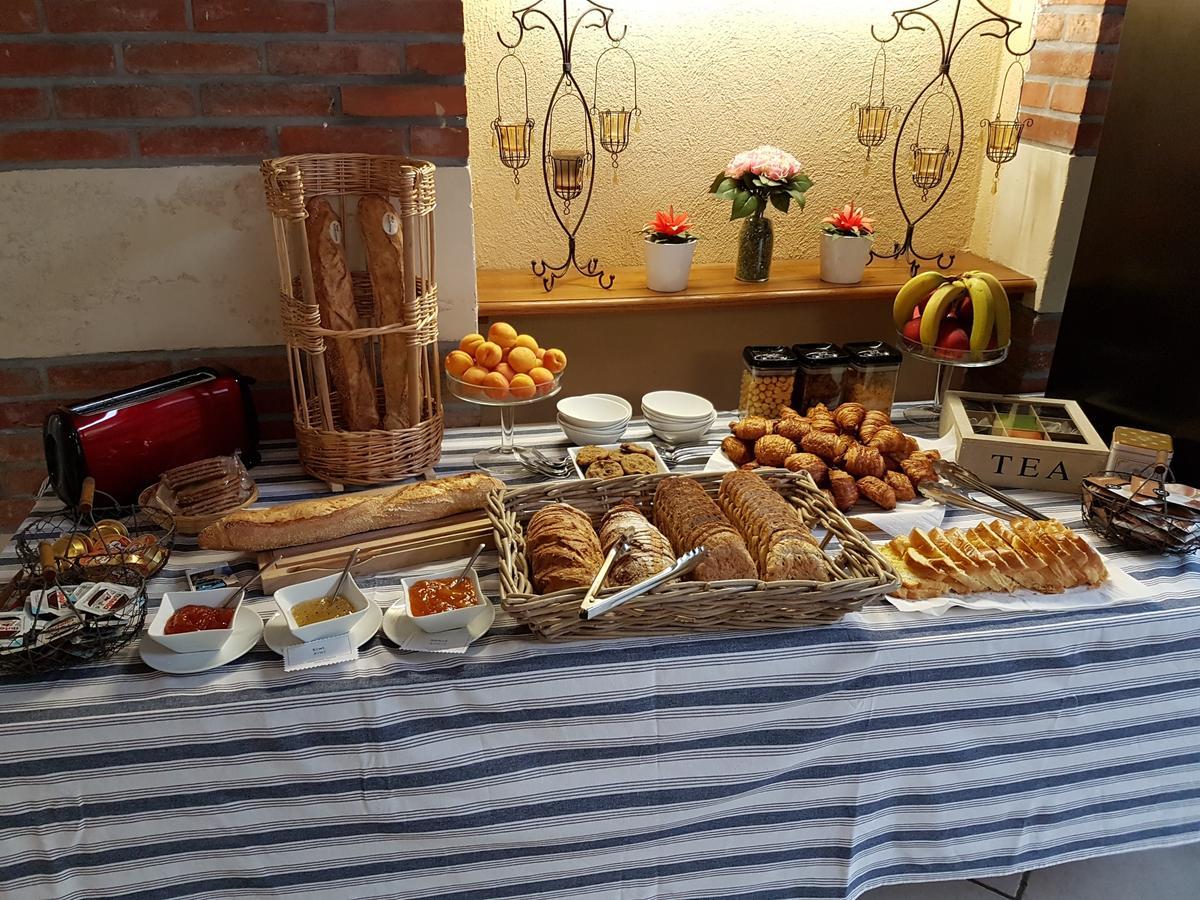 B&B Domaine De La Corbe Bournezeau 외부 사진